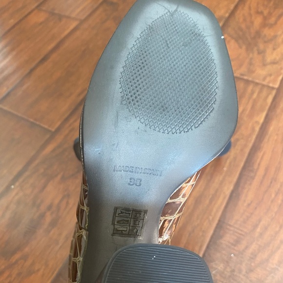 L’intervalle shiny croc heeled boot - Picture 5 of 6